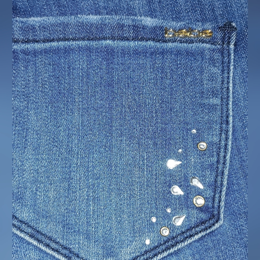 Bebe Ripped capris Jeans - Picture 5 of 8